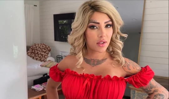 Cute milf with big tits wants anal sex