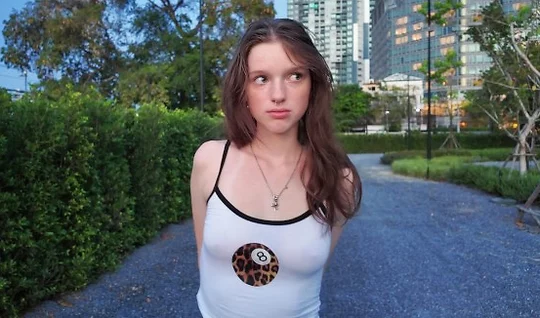 While visiting a pick-up artist, the cutie gave him a great blowjob