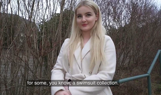 The blonde sucks passionately the member of the pick-up artist and lets his trunk into the pussy